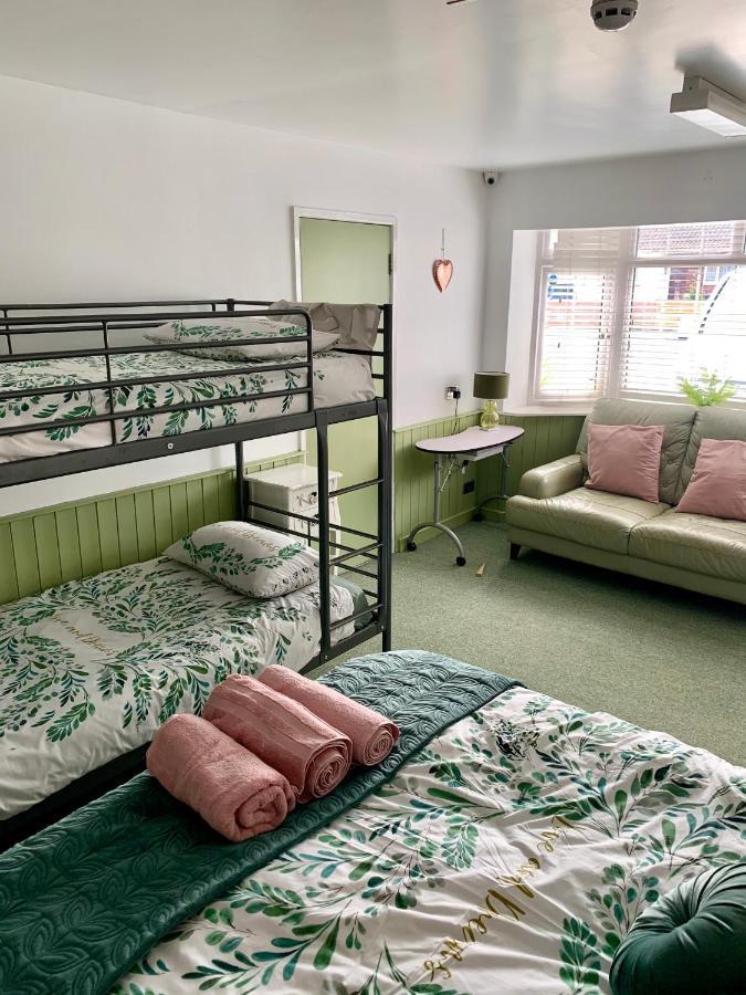 Bed and Breakfast Barrs Court Beds Warmley Exteriér fotografie